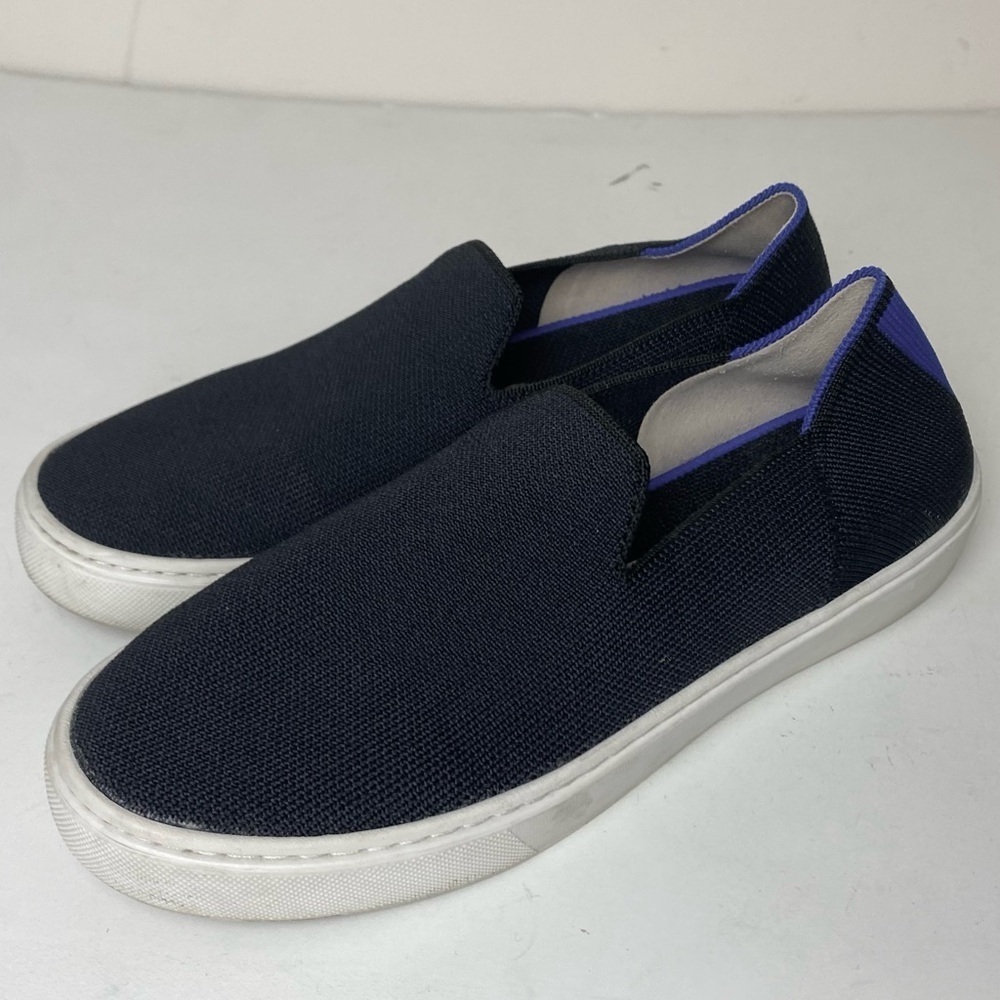 Rothy's The Original Slip On Knit Sneaker Black
Washable Sustainable 6.5